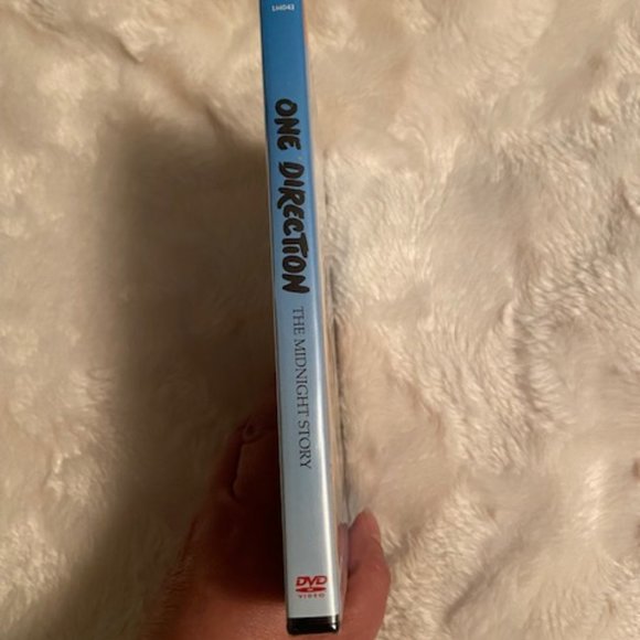 2/$45 1D One Direction The Midnight Story DVD 2-Disc set NEW - Picture 3 of 4